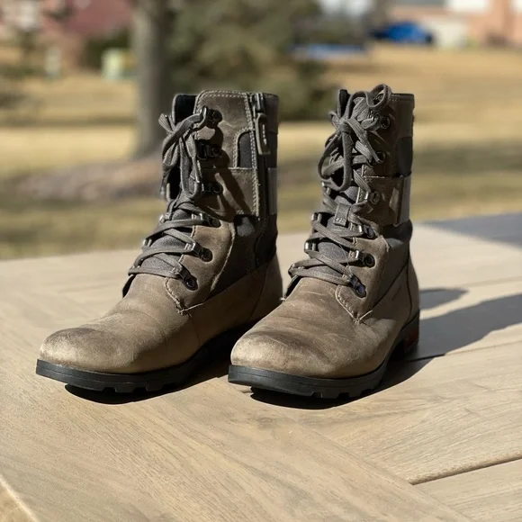 Sorel Emelie Conquest Greenish/Brown Boots - Picture 2 of 7